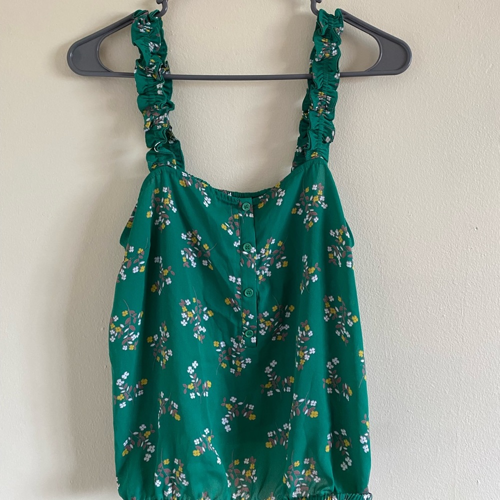 Cute floral top